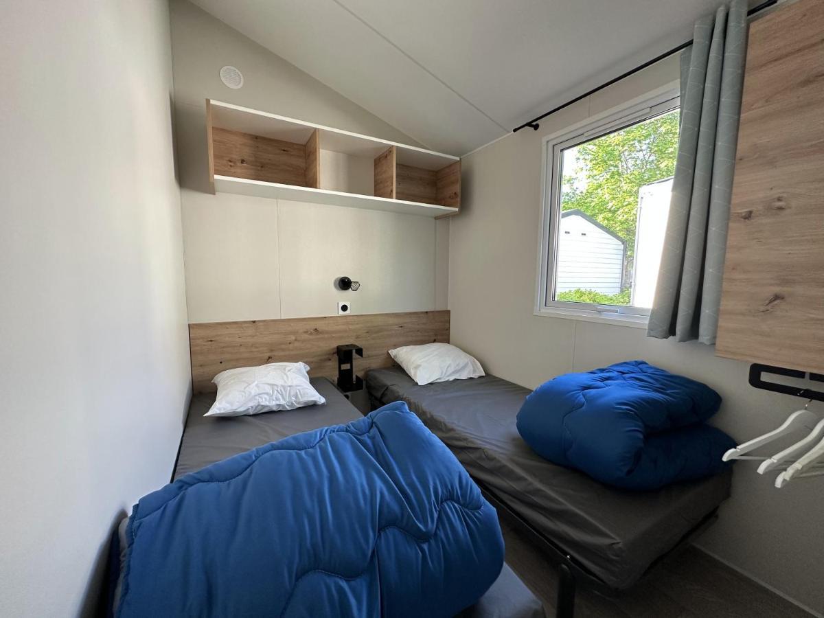 Camping Paradis Family Les Rives De L'Herault Жиняк Екстериор снимка